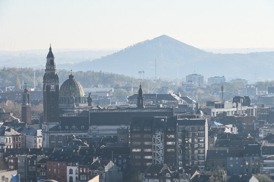 Charleroi, town hall and slag heap
