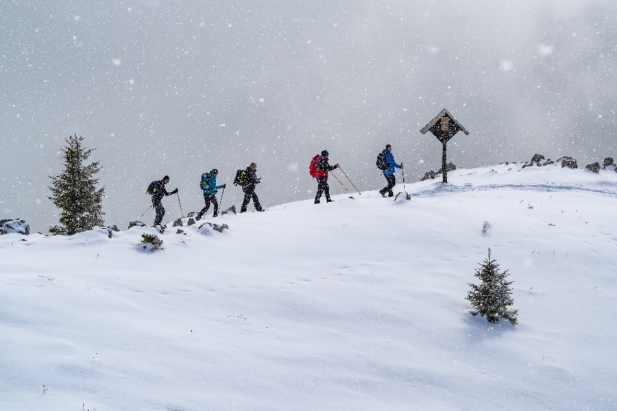 Hikers on Uršlja gora